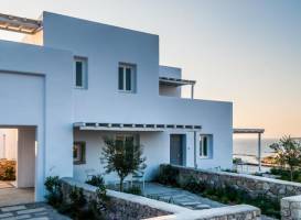 Milos Breeze Boutique Hotel
