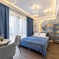 Апартаменты в центре Сочи Шагал по Kрасной площади 400 м до моря!