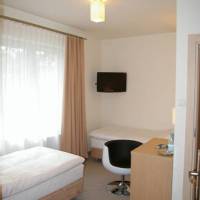Bursztyn Hotel
