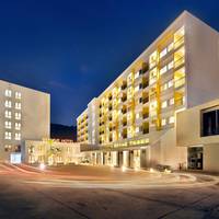Beehive Hotel Phuket by Stargate