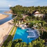 Apsara Beachfront Resort & Villa