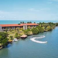 Cinnamon Bentota Beach