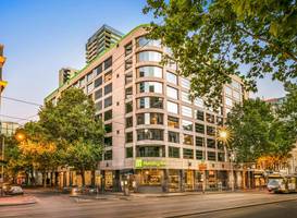 Holiday Inn Melbourne on Flinders