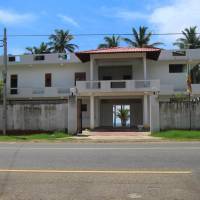 Lihini Beach Villa