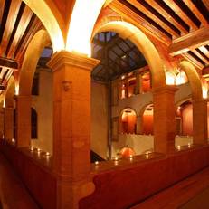 Cour Des Loges