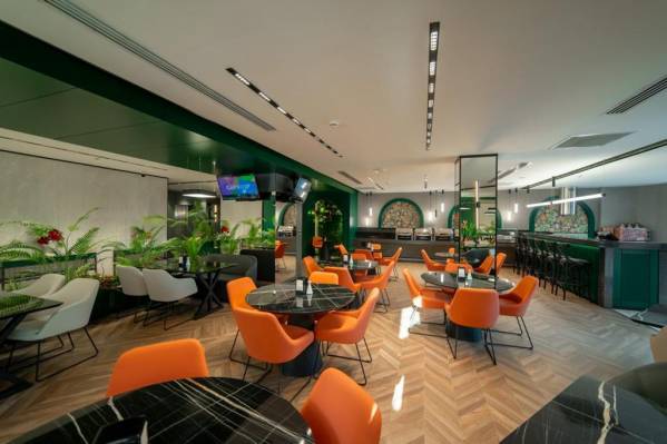 Hotel Dostyk (Достык)