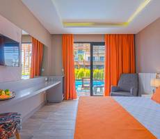 Feniks Hotel