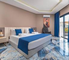 Feniks Hotel