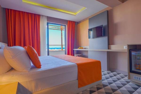 Feniks Hotel