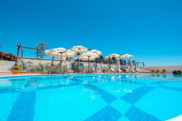 Feniks Hotel
