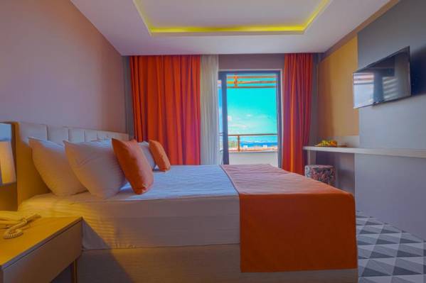 Feniks Hotel
