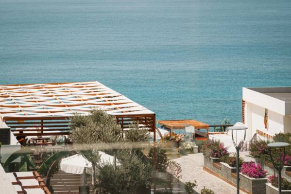 Feniks Hotel