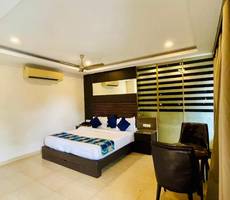 Baga Retreat, Near Titos Lane