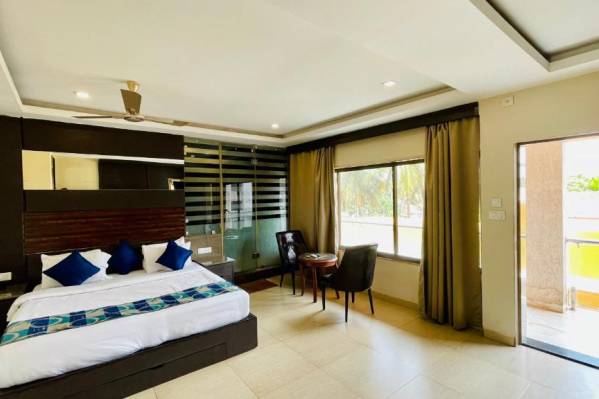 Baga Retreat, Near Titos Lane