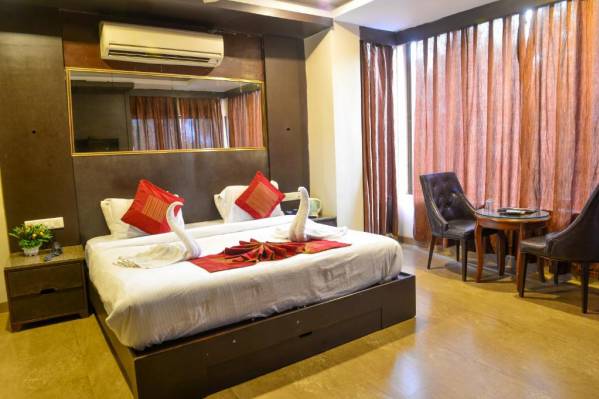 Baga Retreat, Near Titos Lane