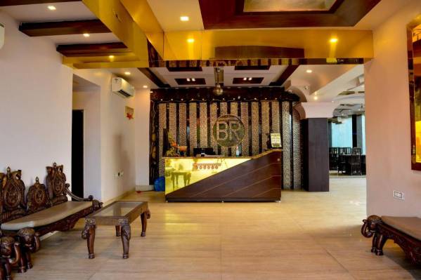 Baga Retreat, Near Titos Lane
