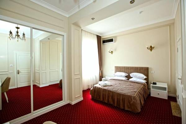 Miraj Hotel