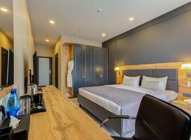 Aurum Hotel