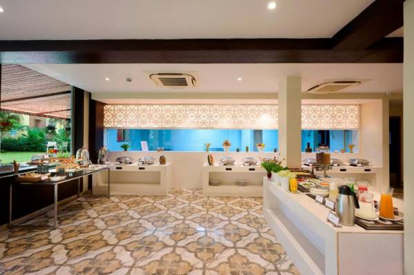 Sea Breeze Sarovar Portico Varca Goa