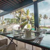 Parangi Weligama Bay