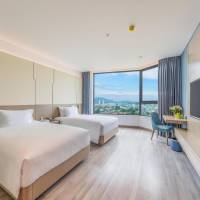 Awaken Da Nang Hotel