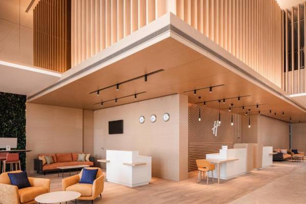 Holiday Inn & Suites Dubai Science Park, an IHG Hotel