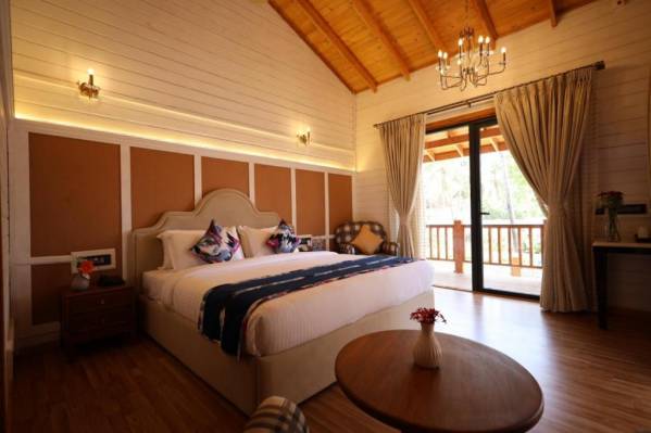 Aaristo Beach Resort and Spa