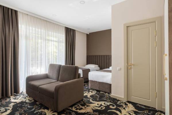 Altyn Bulak Lakeside Resort
