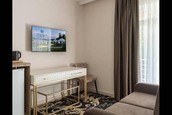 Altyn Bulak Lakeside Resort
