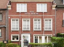 Full House Hotel