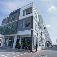 Adya Hotel Chenang