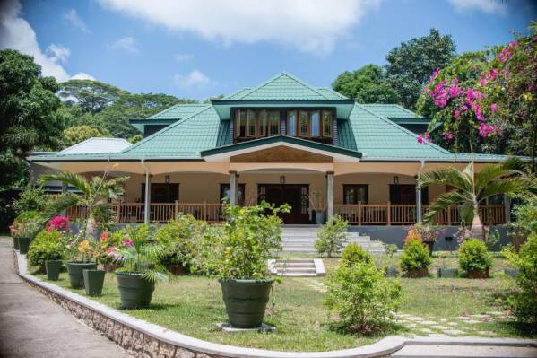 Pension Michel - Villa Roche Bois