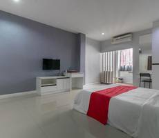 OYO 75389 Pandora House