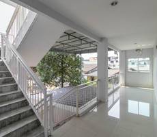 OYO 75389 Pandora House