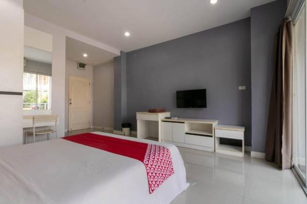 OYO 75389 Pandora House