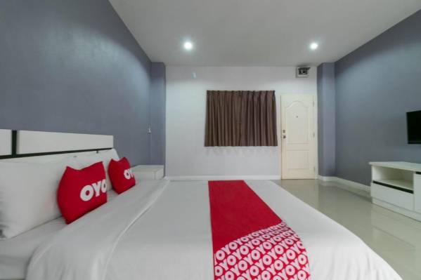 OYO 75389 Pandora House