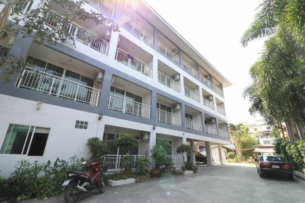 OYO 75389 Pandora House
