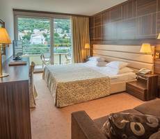 Palas Lux