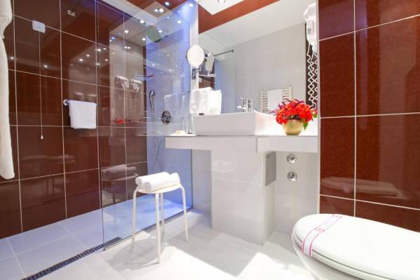 Palas Lux