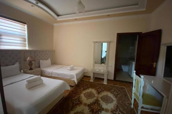 Amina Hotel