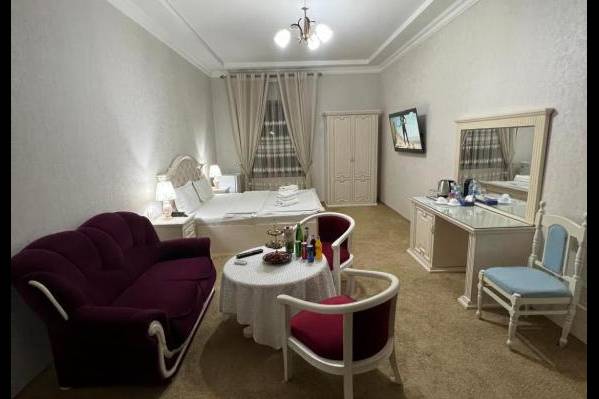 Amina Hotel