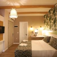 Dolphin Park Hotel