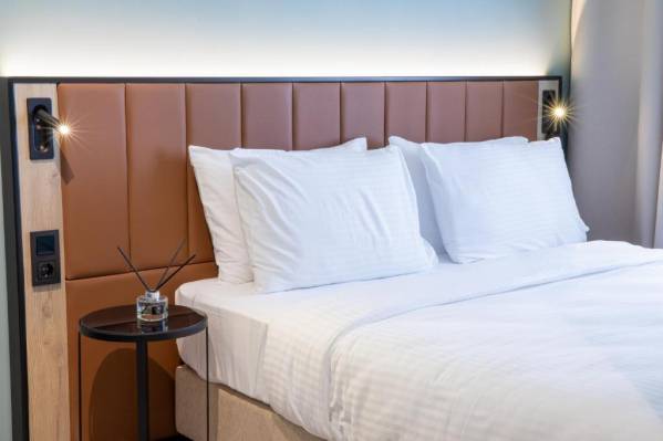 EA Exclusive Hotel