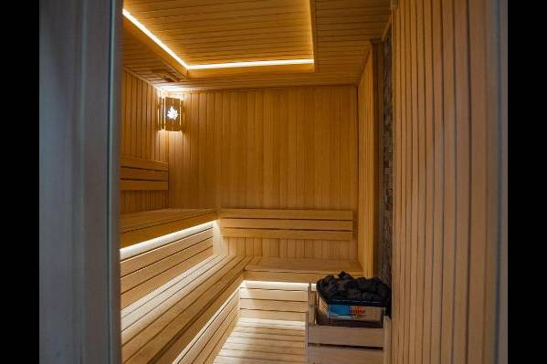 5 Wood Hotel & SPA