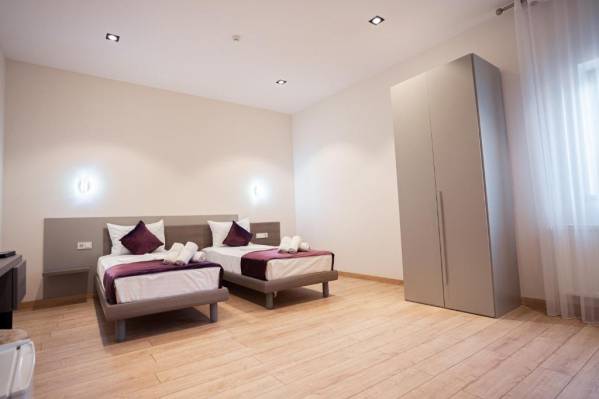 5 Wood Hotel & SPA