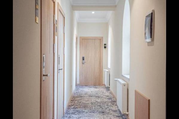 5 Wood Hotel & SPA