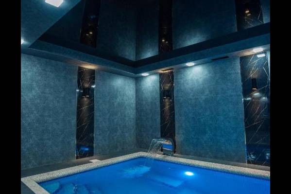 5 Wood Hotel & SPA