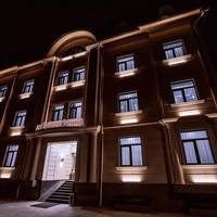 Art Deluxe Hotel