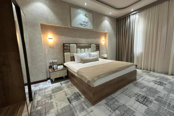 Green Park Hotel