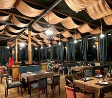 Hotel Almaz Plaza
